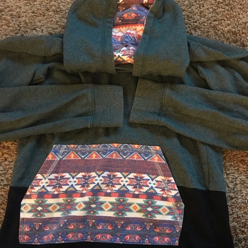 Men’s lightweight hoodie